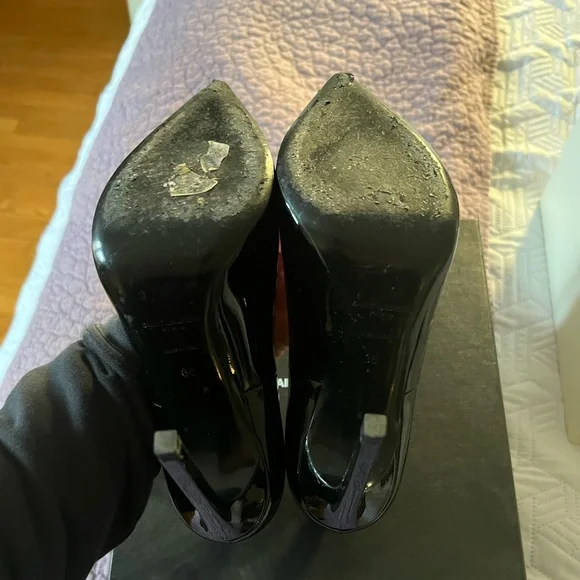 Saint Laurent Glossy Black Heels - Picture 3 of 11
